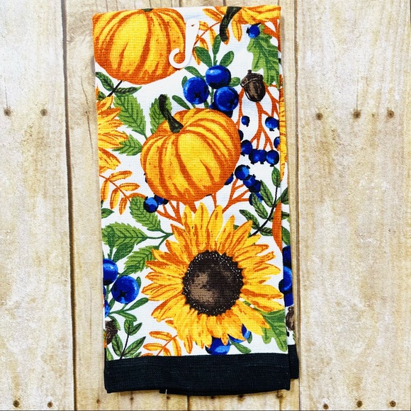 Set of 2 Beautiful Sunflower & Pumpkin Kitchen Towels - Picture 2 of 7